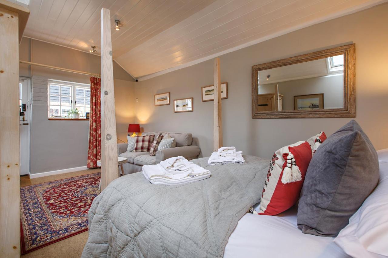 홀트 Cley Windmill B&B 외부 사진
